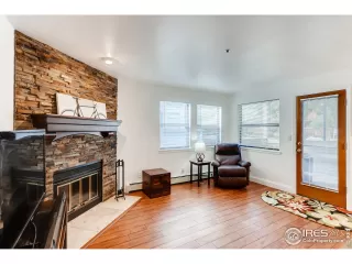 Photo #4: 909832 Listing