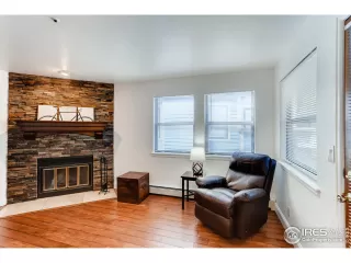 Photo #5: 909832 Listing