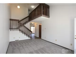 Photo #2: 909847 Listing