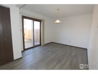 Photo #5: 909847 Listing