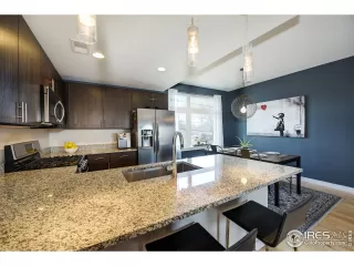 Photo #3: 909858 Listing