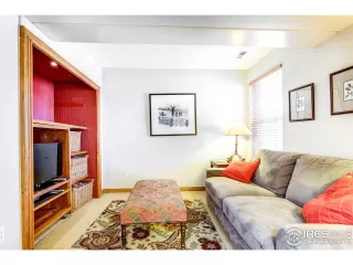 Photo #3: 909876 Listing