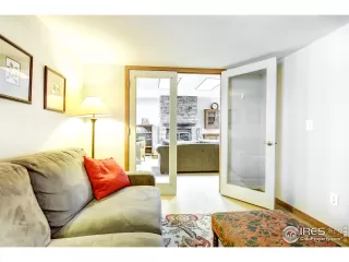 Photo #4: 909876 Listing