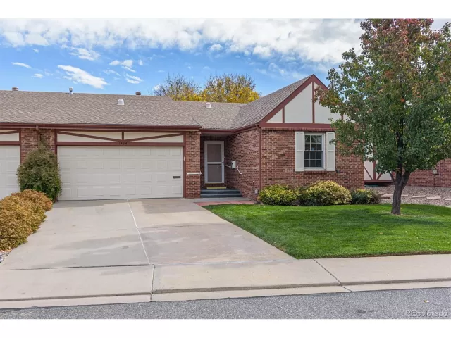 MLS: 9098931 Condo For Sale