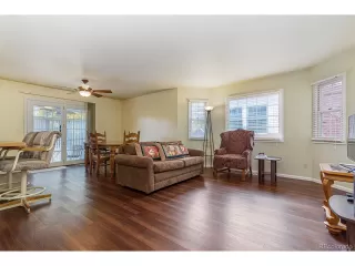 Photo #5: 9098931 Listing