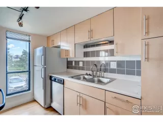 Photo #2: 909910 Listing