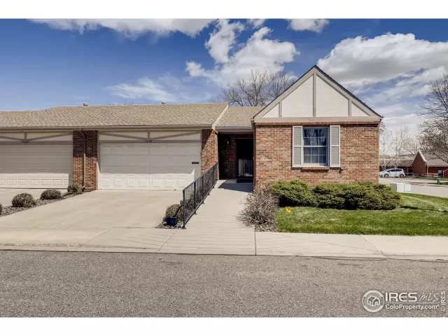 MLS: 909929 Condo For Sale