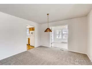 Photo #4: 909929 Listing