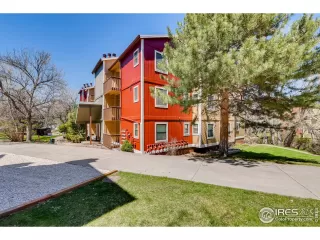 Photo #3: 909998 Listing