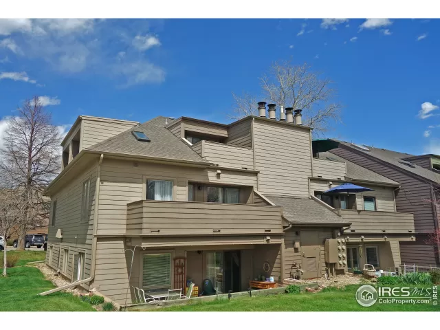 MLS: 910031 Condo For Sale