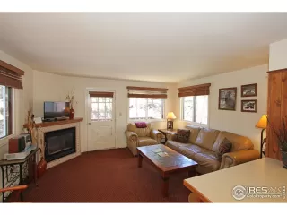 Photo #4: 910033 Listing