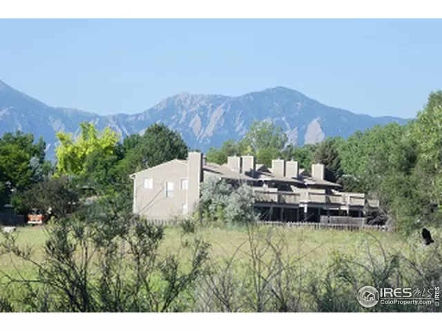 MLS: 910164 Condo For Sale