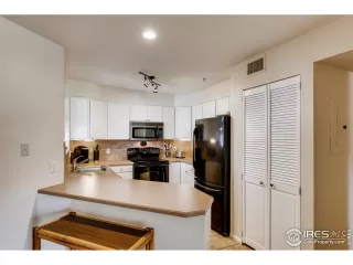 Photo #6: 910204 Listing 