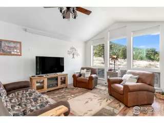 Photo #5: 910224 Listing