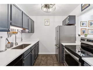 Photo #4: 9102410 Listing