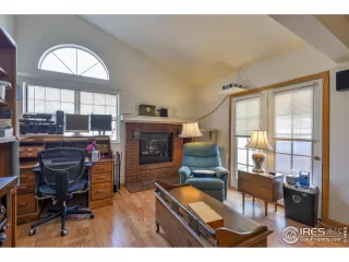 Photo #6: 910243 Listing