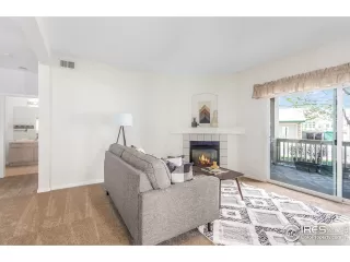 Photo #4: 910250 Listing