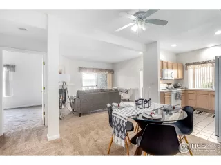 Photo #6: 910250 Listing