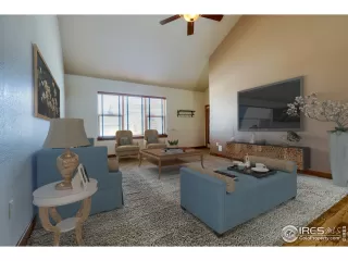 Photo #6: 910322 Listing