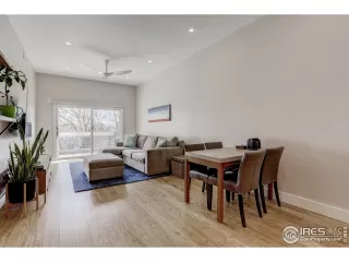 Photo #6: 910420 Listing