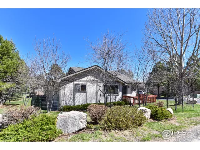 MLS: 910443 Condo For Sale