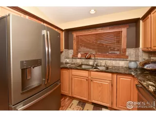 Photo #5: 910443 Listing