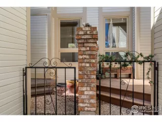 Photo #2: 910458 Listing