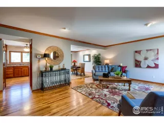 Photo #3: 910458 Listing