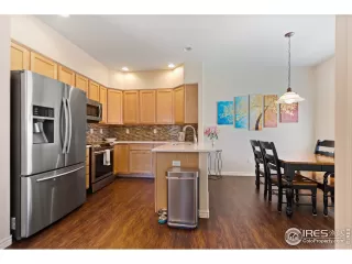 Photo #5: 910534 Listing