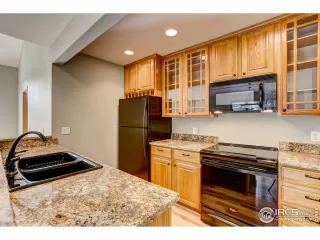 Photo #6: 910541 Listing