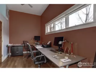 Photo #4: 910582 Listing