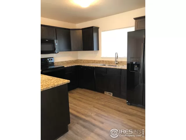 MLS: 910588 Condo For Sale