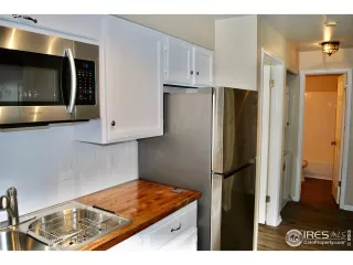 Photo #6: 910611 Listing