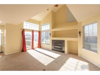 Photo #4: 910636 Listing