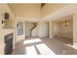 Photo #5: 910636 Listing