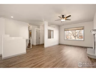 Photo #5: 910670 Listing