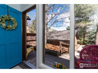 Photo #5: 910717 Listing 