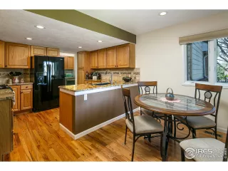 Photo #5: 910825 Listing 