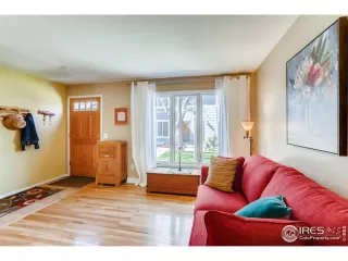 Photo #3: 910862 Listing