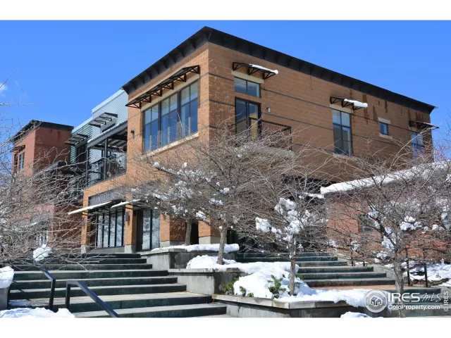 MLS: 910884 Condo For Sale