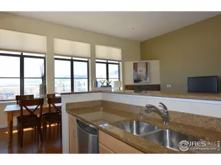 Photo #6: 910884 Listing 