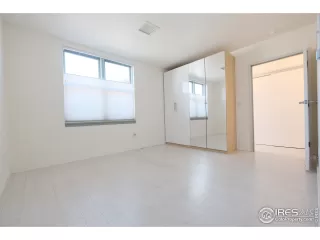 Photo #3: 910905 Listing 