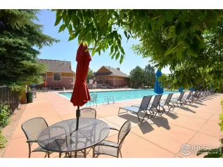 Photo #2: 910923 Listing