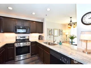 Photo #4: 910923 Listing