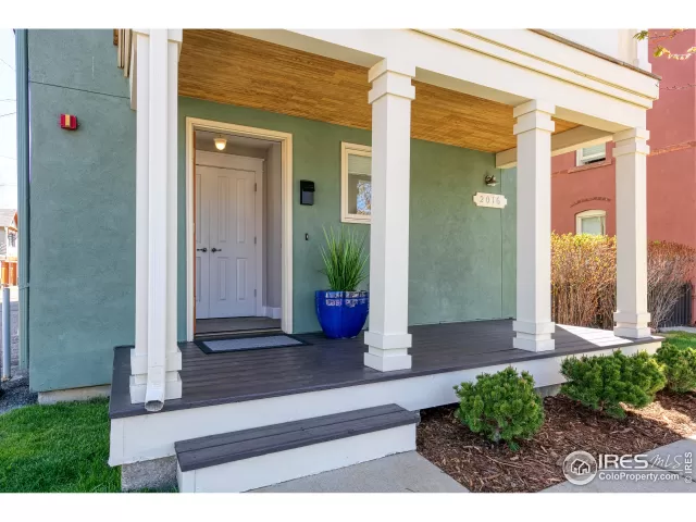 MLS: 910926 Condo For Sale