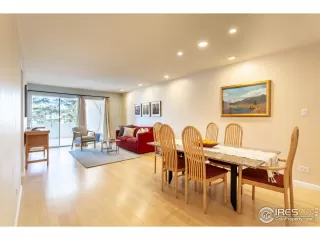 Photo #3: 910940 Listing 