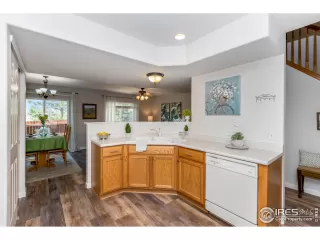 Photo #3: 910972 Listing