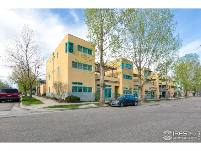 MLS: 910976 Condo For Sale