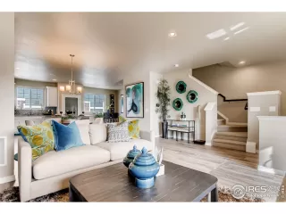 Photo #2: 911037 Listing