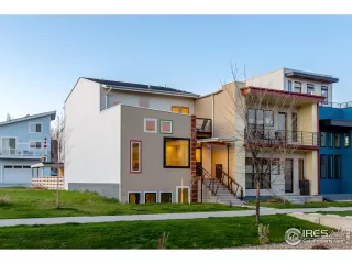 Photo #2: 911042 Listing